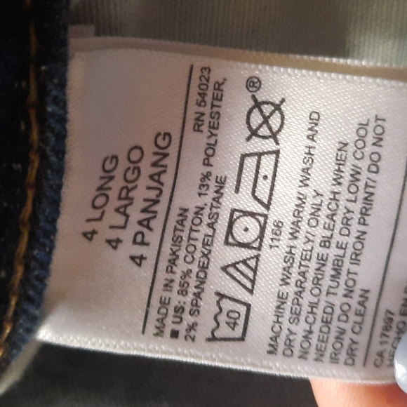 Old navy Rockstar super skinny high rise jeans with distressed knees size 4 long - Picture 4 of 6